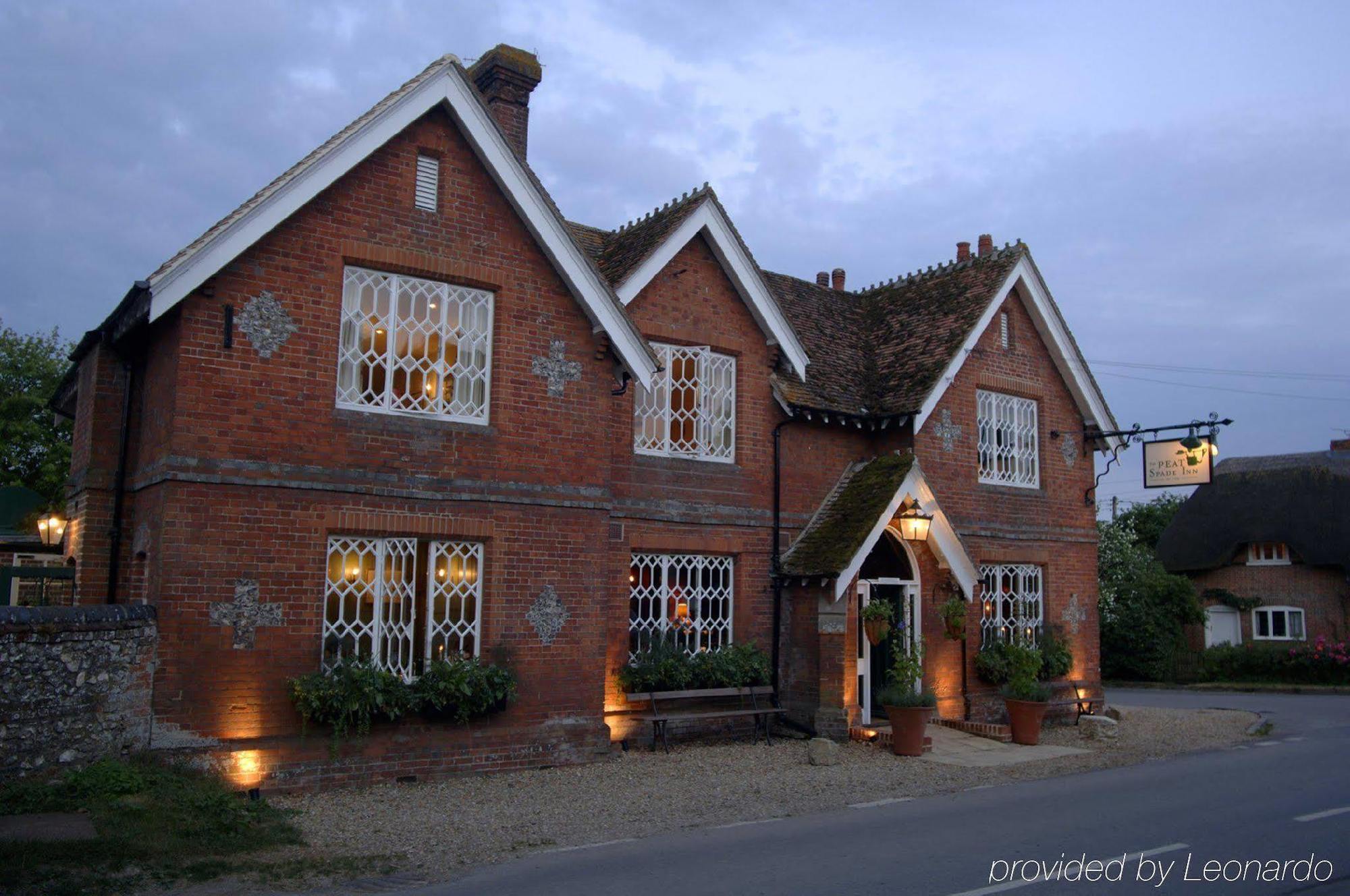 The Peat Spade Inn Stockbridge  Exterior photo